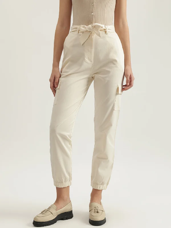 Iconic Women Beige Solid Regular Fit High-Rise Cargo Style Trouser