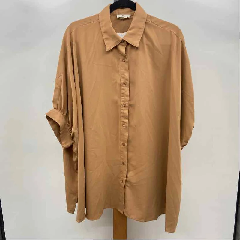 entro Women's Size M/L Tan Solid Short Sleeve Shirt